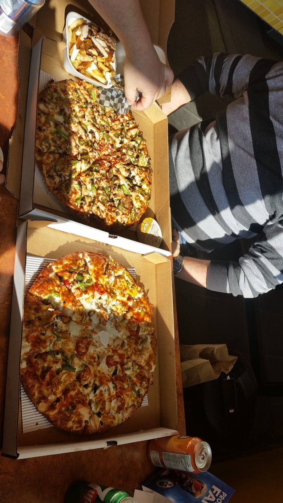 Busters Pizza, Donair & Pasta | 12716 137 Ave NW, Edmonton, AB T5L 4Y8, Canada | Phone: (780) 457-0025