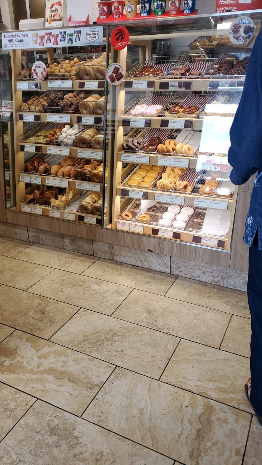 Tim Hortons | 560 King St E, Oshawa, ON L1H 1G5, Canada | Phone: (905) 432-9991