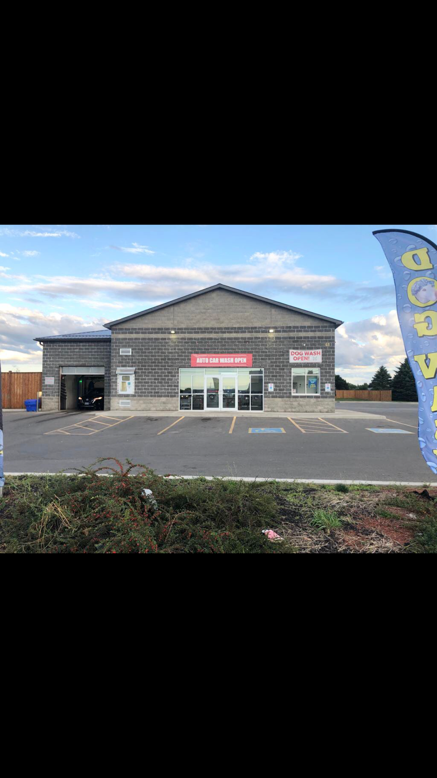 OneStop Carwash,laundromat &Dog wash | 68 Scott Ave, Paris, ON N3L 3R1, Canada | Phone: (519) 442-0008