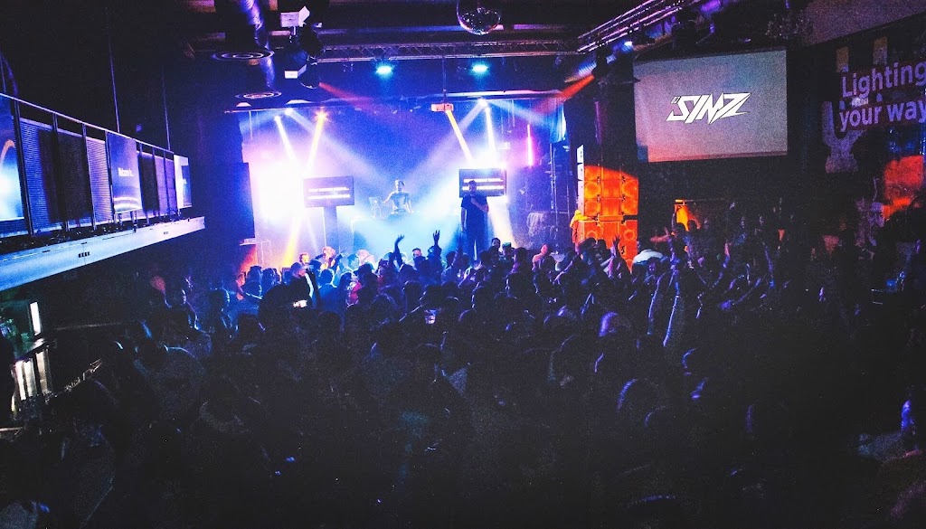 Dj Simz | 7406 Lantern Fly Hollow, Mississauga, ON L5W 1J8, Canada | Phone: (647) 527-8507