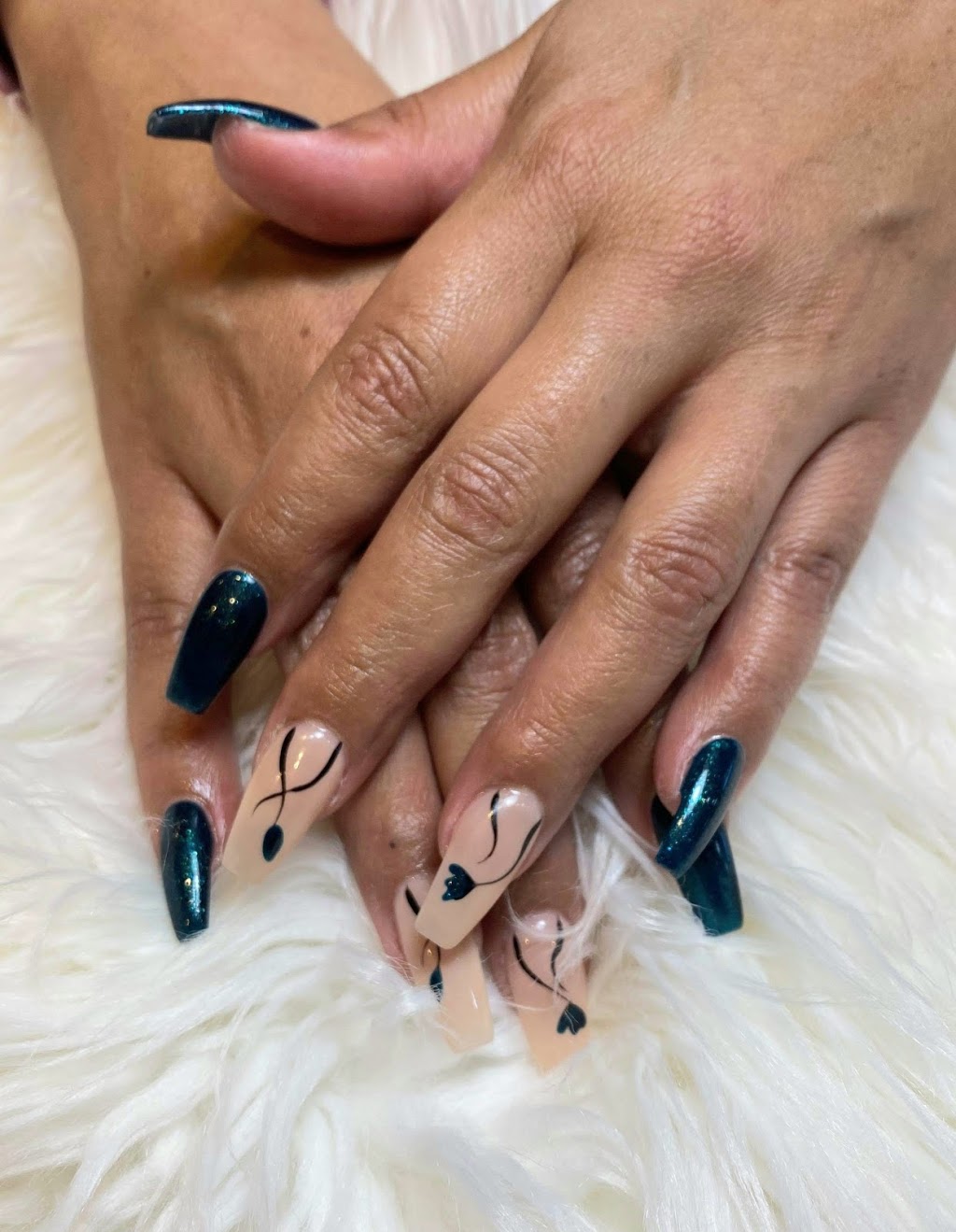 Crystal Nails Spa | 4948 52 St Unit A, Innisfail, AB T4G 1S7, Canada | Phone: (403) 392-1988