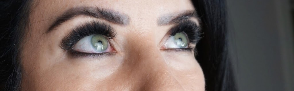 Lala lashes | 2 Orchard Heights Blvd #25, Aurora, ON L4G 6T5, Canada | Phone: (647) 982-0568