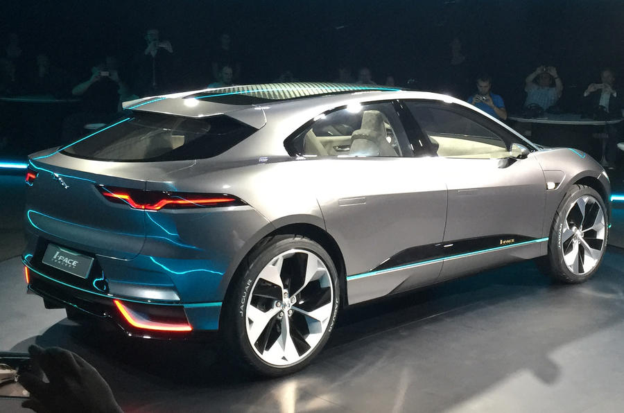 Jaguar Ottawa | 1300 Michael St, Ottawa, ON K1B 3N2, Canada | Phone: (613) 744-5500