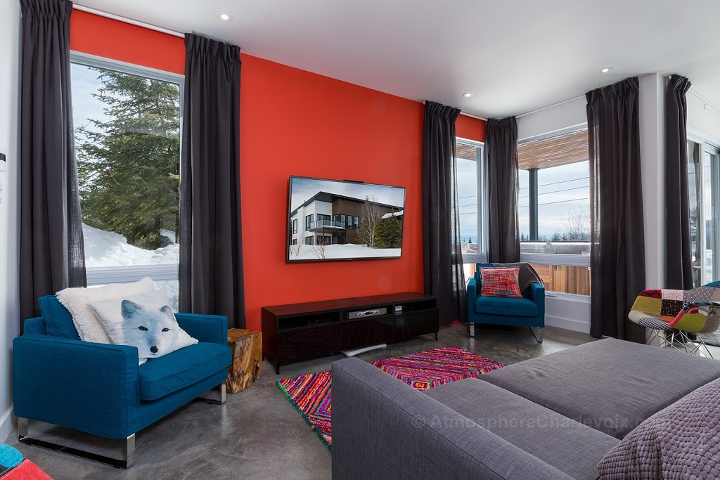 Maison Atmosphère Charlevoix | 18 Chemin des Prés, Petite-Rivière-Saint-François, QC G0A 2L0, Canada | Phone: (418) 840-9221