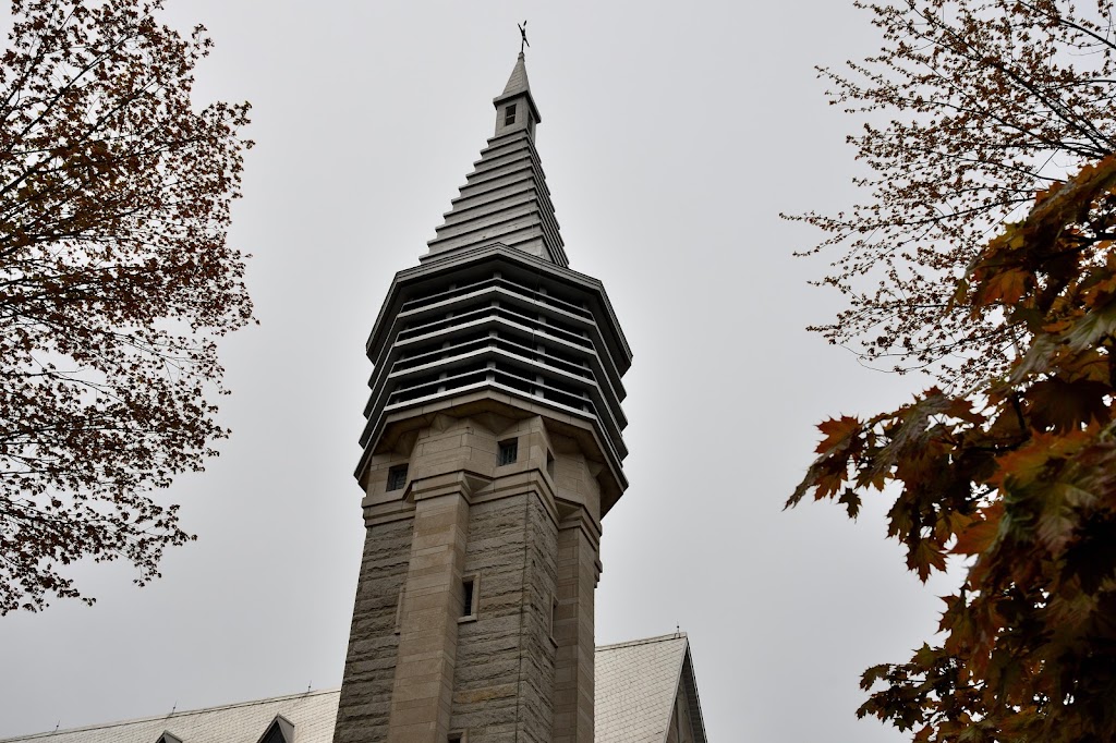 Cowansville - Church of Sainte-Thérèse-de-lenfant-Jésus (1951) | 209 Rue Sainte-Thérèse, Cowansville, QC J2K 1R7, Canada | Phone: (450) 263-2986