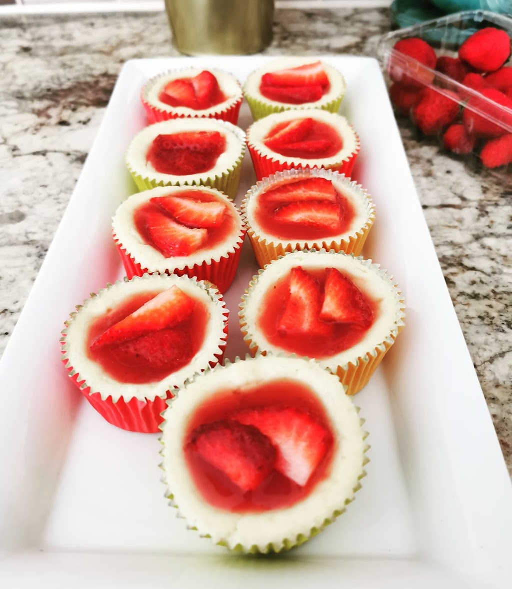 Khadijas Sweet Tooth | Plains Rd W, Burlington, ON L7T 4H4, Canada | Phone: (289) 400-8092