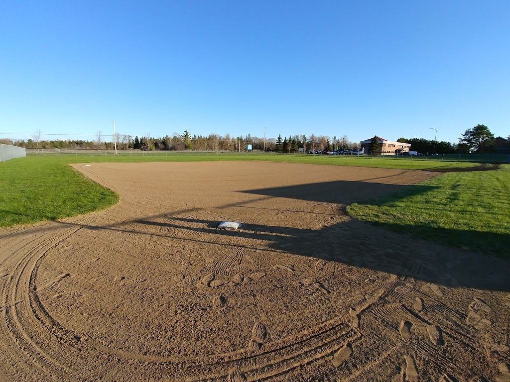 R.W. MacGregor Memorial Ball Park | 3131 Old Perth Rd, Almonte, ON K0A 1A0, Canada | Phone: (613) 256-2064