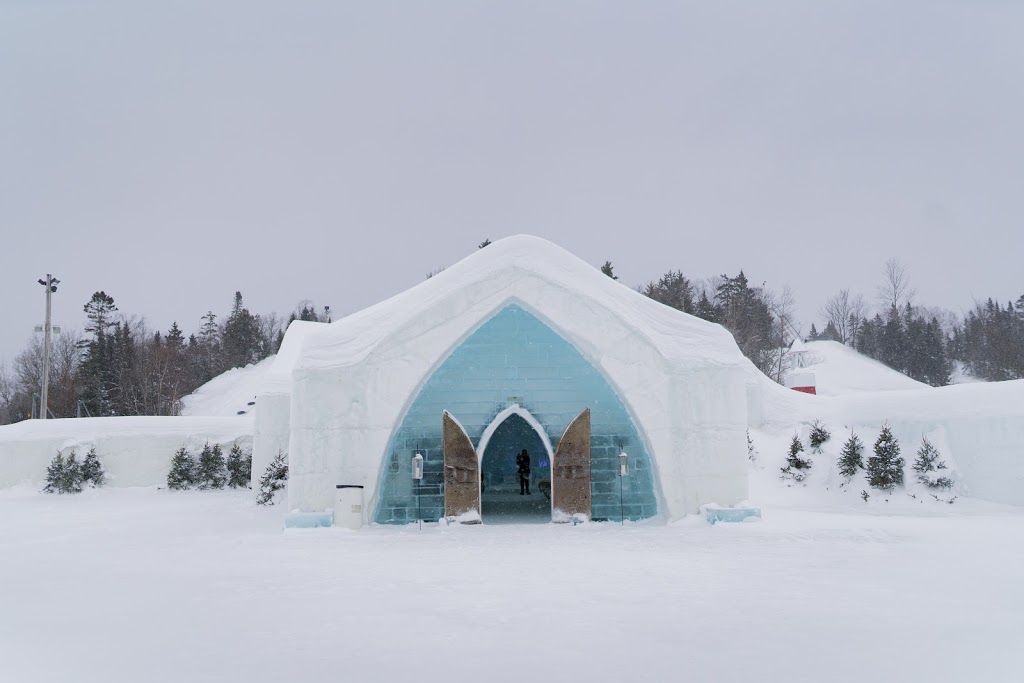 Hôtel de Glace | 1860 Boulevard Valcartier, Saint-Gabriel-de-Valcartier, QC G0A 4S0, Canada | Phone: (418) 844-2200