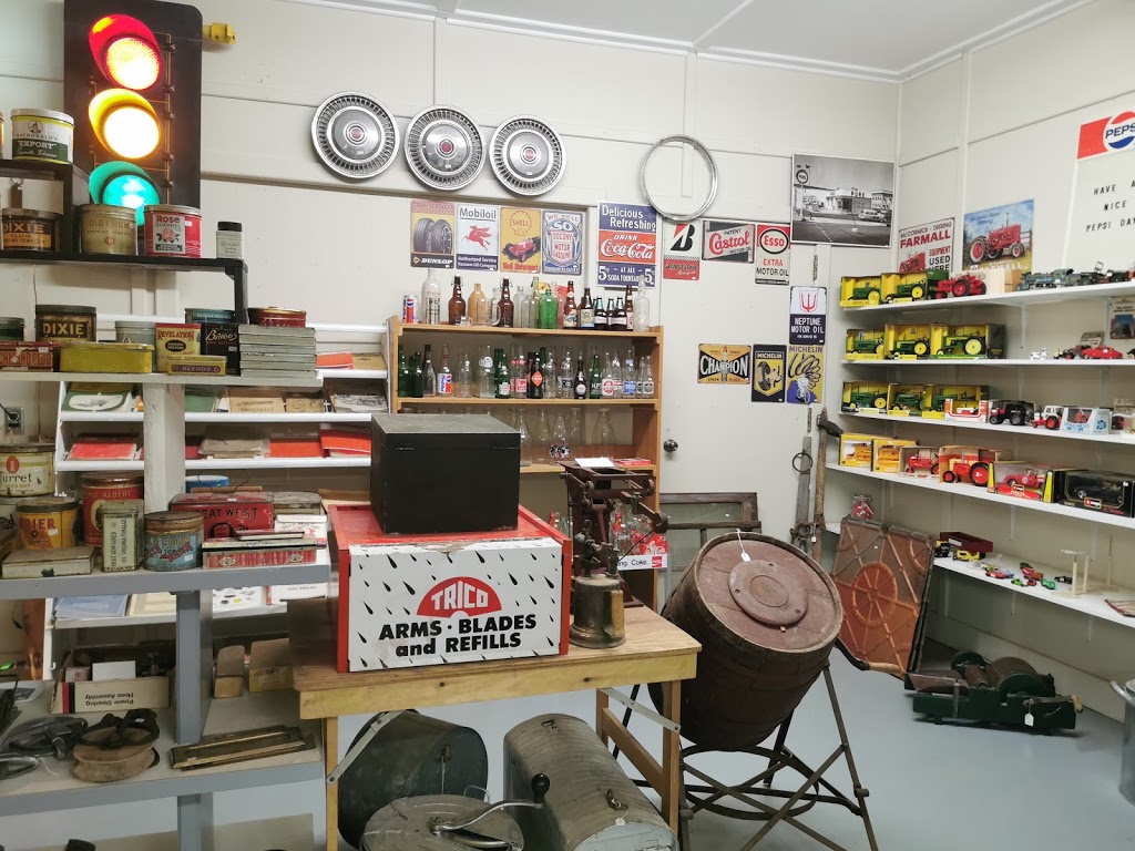 Coulee Trading Company | 404 Railway Ave, Donalda, AB T0B 1H0, Canada | Phone: (403) 883-2760