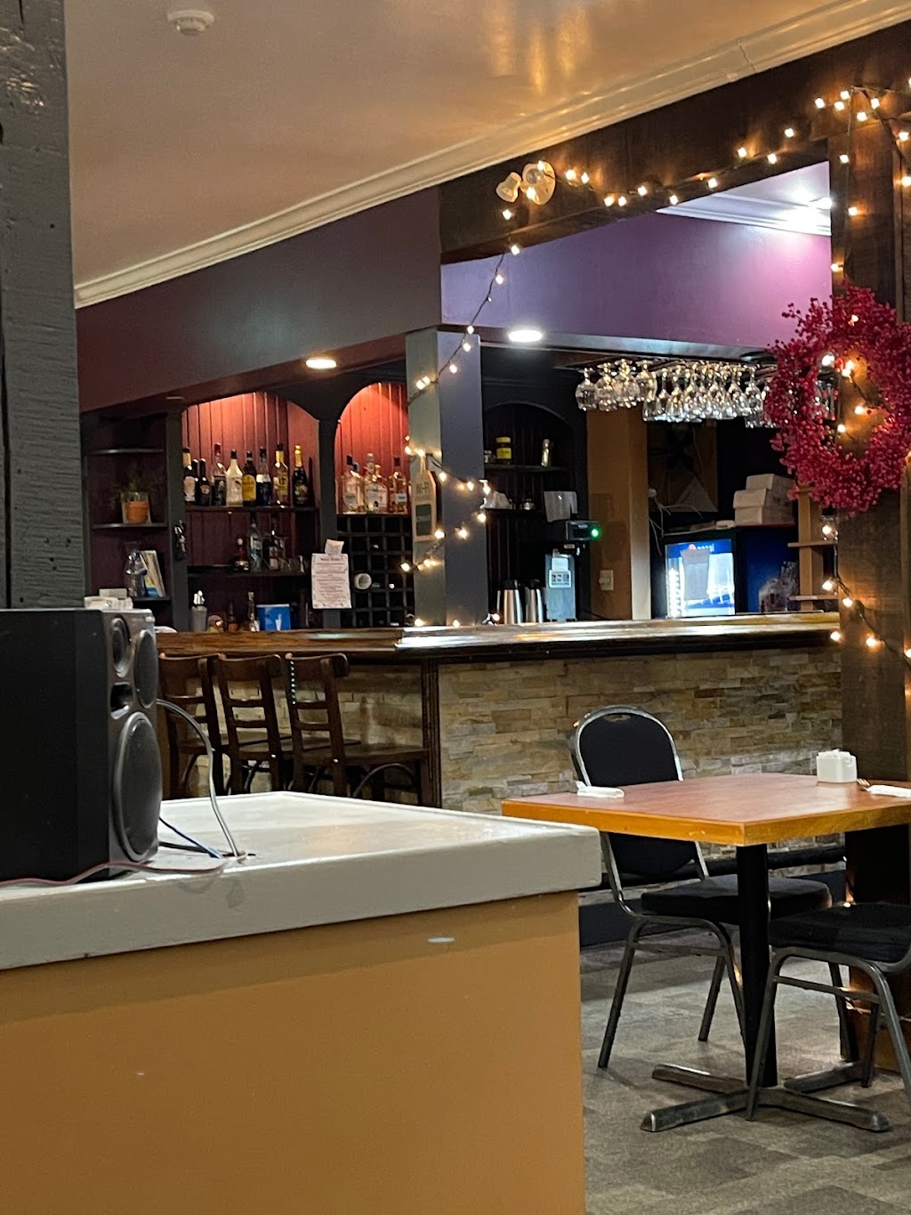 Diners Delight Family Restaurant | 7182 Nova Scotia Trunk 1, Coldbrook, NS B4R 1A2, Canada | Phone: (902) 365-5020