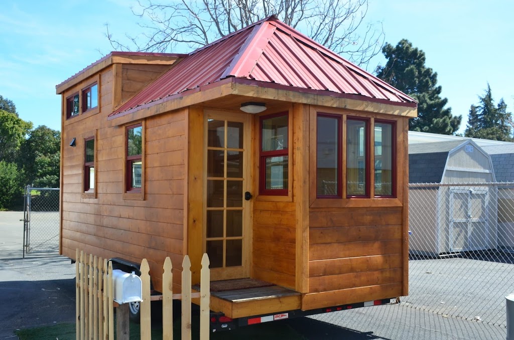 Tiny Footprint Homes | 43 1st Ave Unit B, Clinton, ON N0M 1L0, Canada | Phone: (519) 440-2800