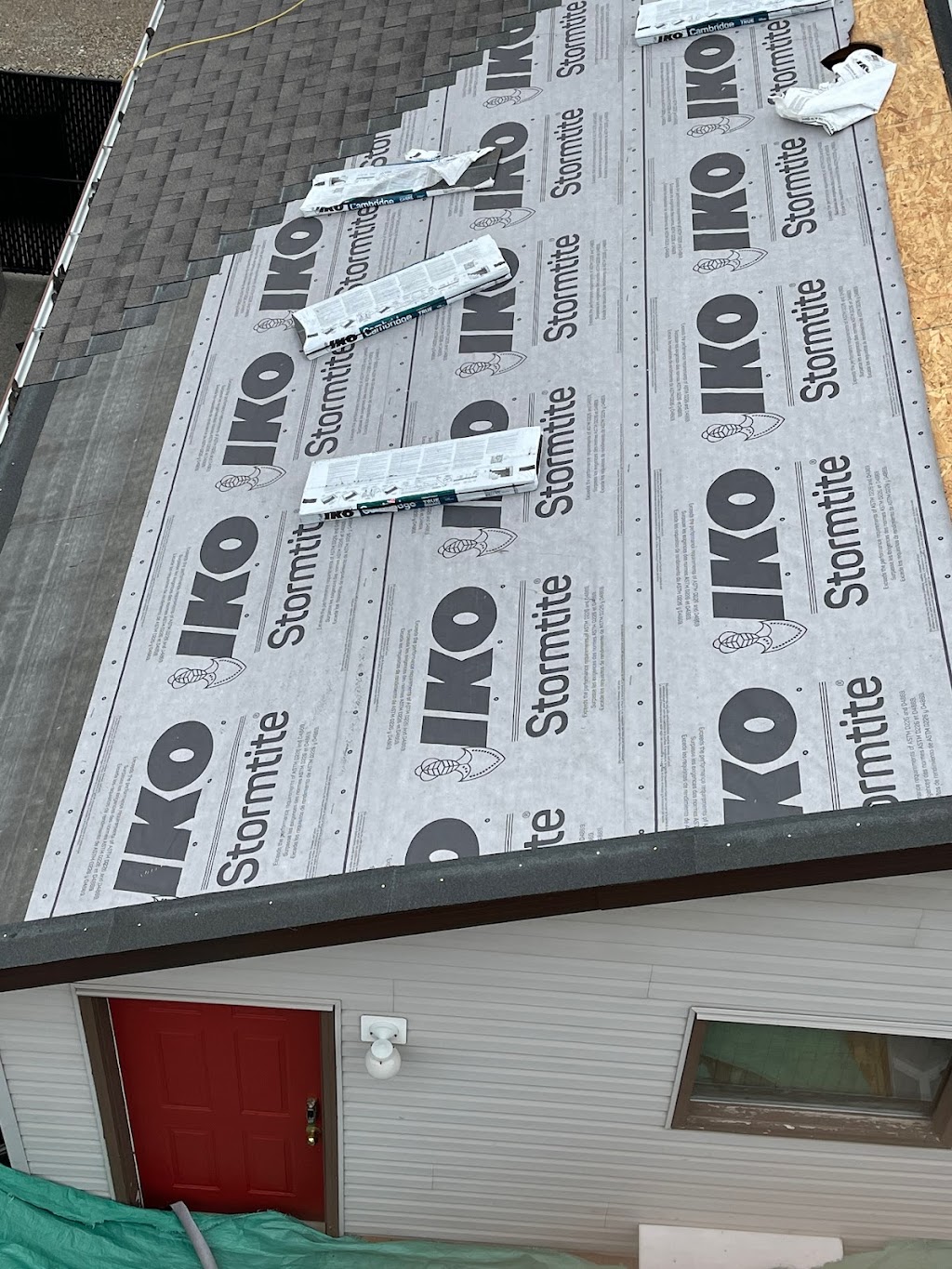 Laser Cut Roofing Ltd | 47 Whiteram Way NE, Calgary, AB T1Y 5W6, Canada | Phone: (403) 899-9281