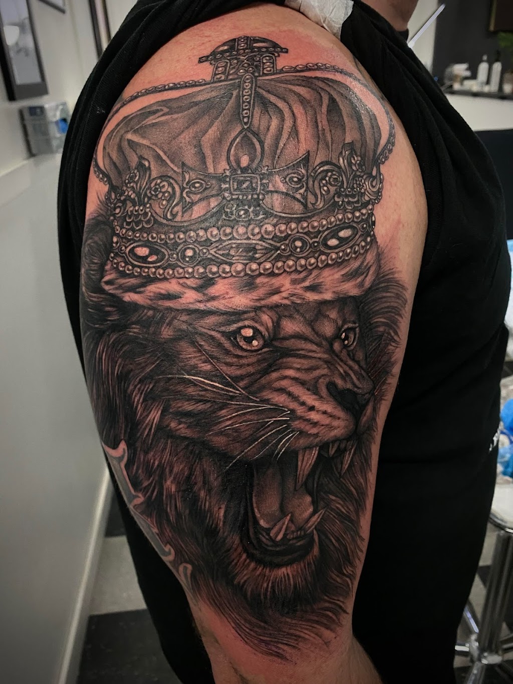 E.T.O. Tattoo Studio | 7030 Glacier St #4, Powell River, BC V8A 5A1, Canada | Phone: (604) 413-6952