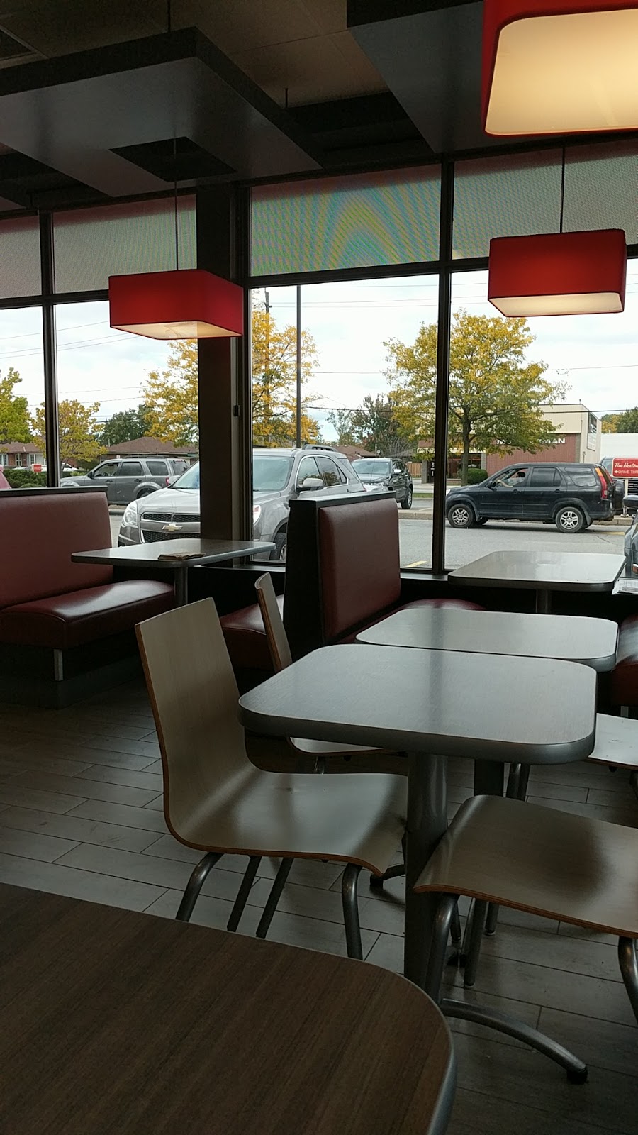 Wendys | 6948 McLeod Rd, Niagara Falls, ON L2G 7K3, Canada | Phone: (905) 354-9976
