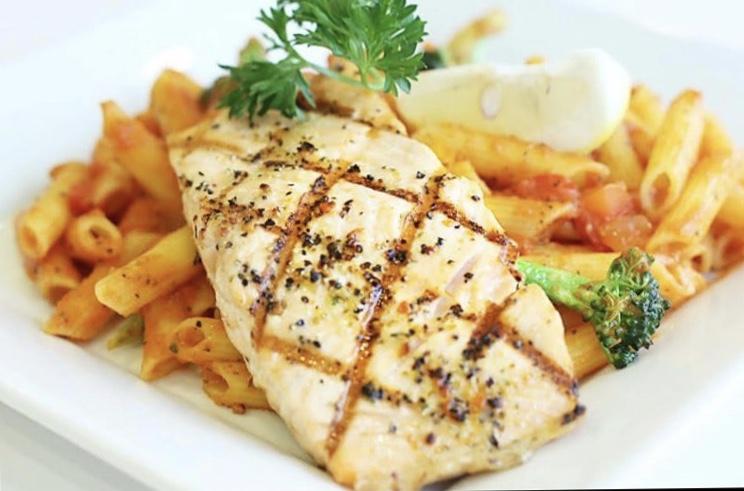 Eat Clean Healthy Grill & Juice Bar - Edmonton | 10083 109 St NW, Edmonton, AB T5T 0J7, Canada | Phone: (780) 244-5658