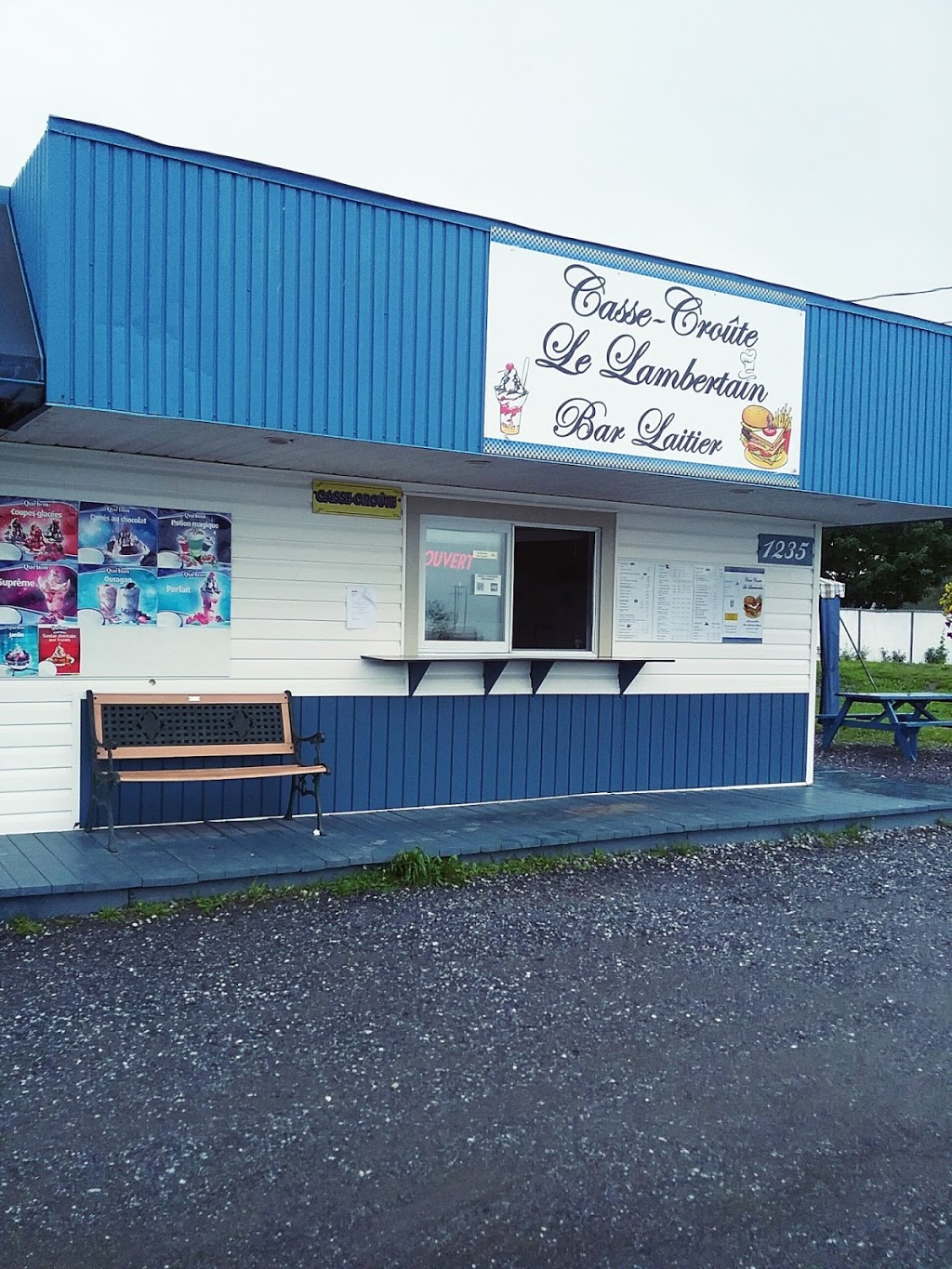 Casse-Croûte Le Lambertain | 1235 Rue du Pont, Saint-Lambert-de-Lauzon, QC G0S 2W0, Canada | Phone: (418) 417-0700