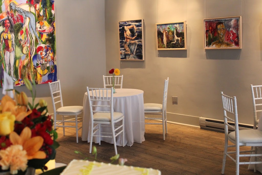 URBAN GALLERY | 400 Queen St E, Toronto, ON M5A 1T3, Canada | Phone: (647) 460-1278