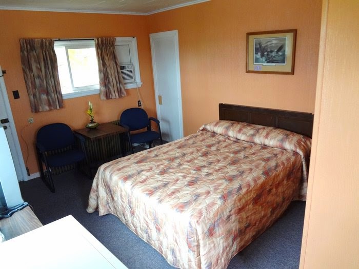 Shamrock Motel | 955 Yonge St, Midland, ON L4R 2E9, Canada | Phone: (705) 526-7851