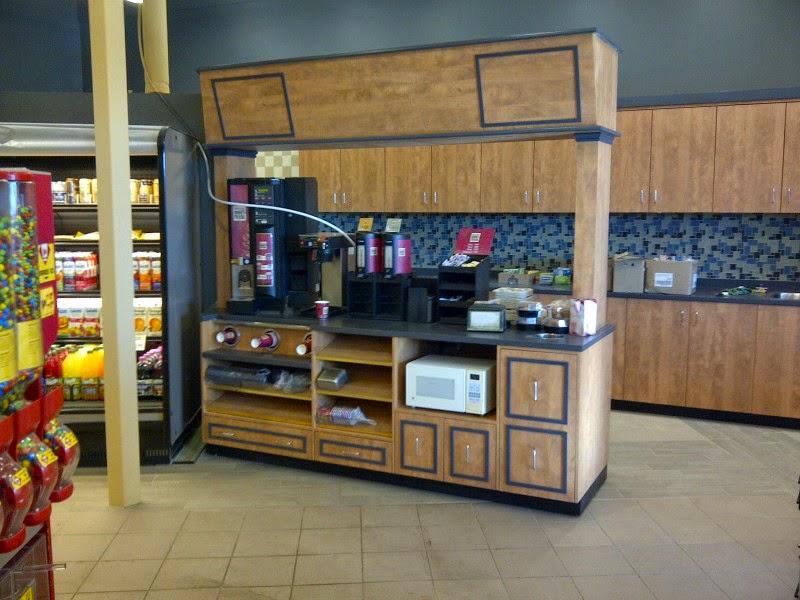 Ébénisterie Roland Beauregard | 583 3e Rang E, Sainte-Cécile-de-Milton, QC J0E 2C0, Canada | Phone: (450) 375-4466