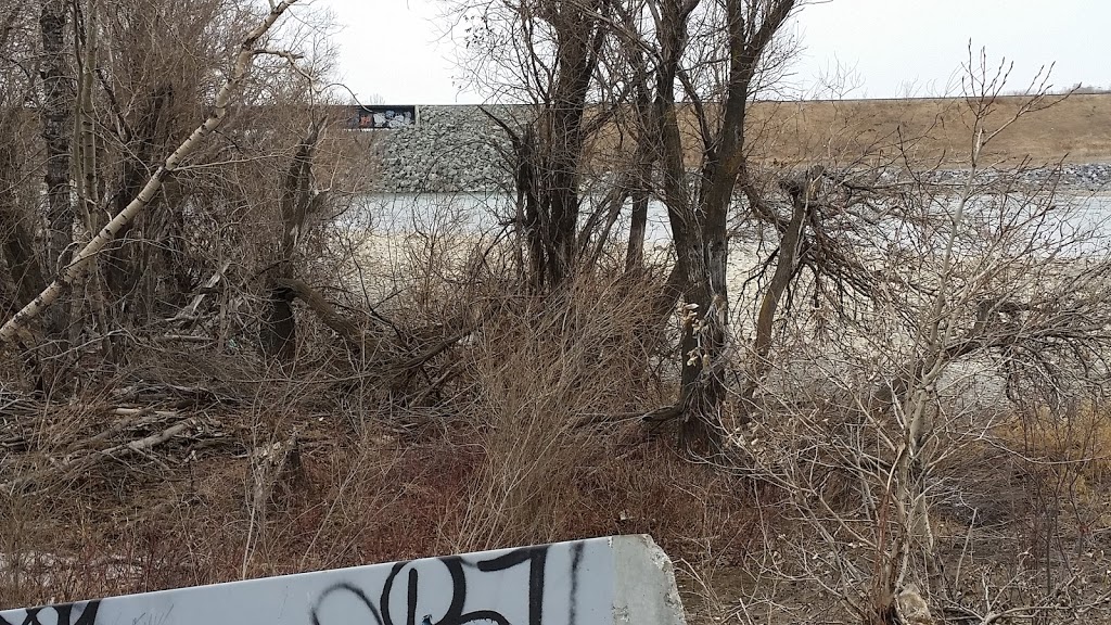 Old Refinery Park | 4687 Barlow Trail SE, Calgary, AB T2B 3T6, Canada | Phone: (403) 268-2489