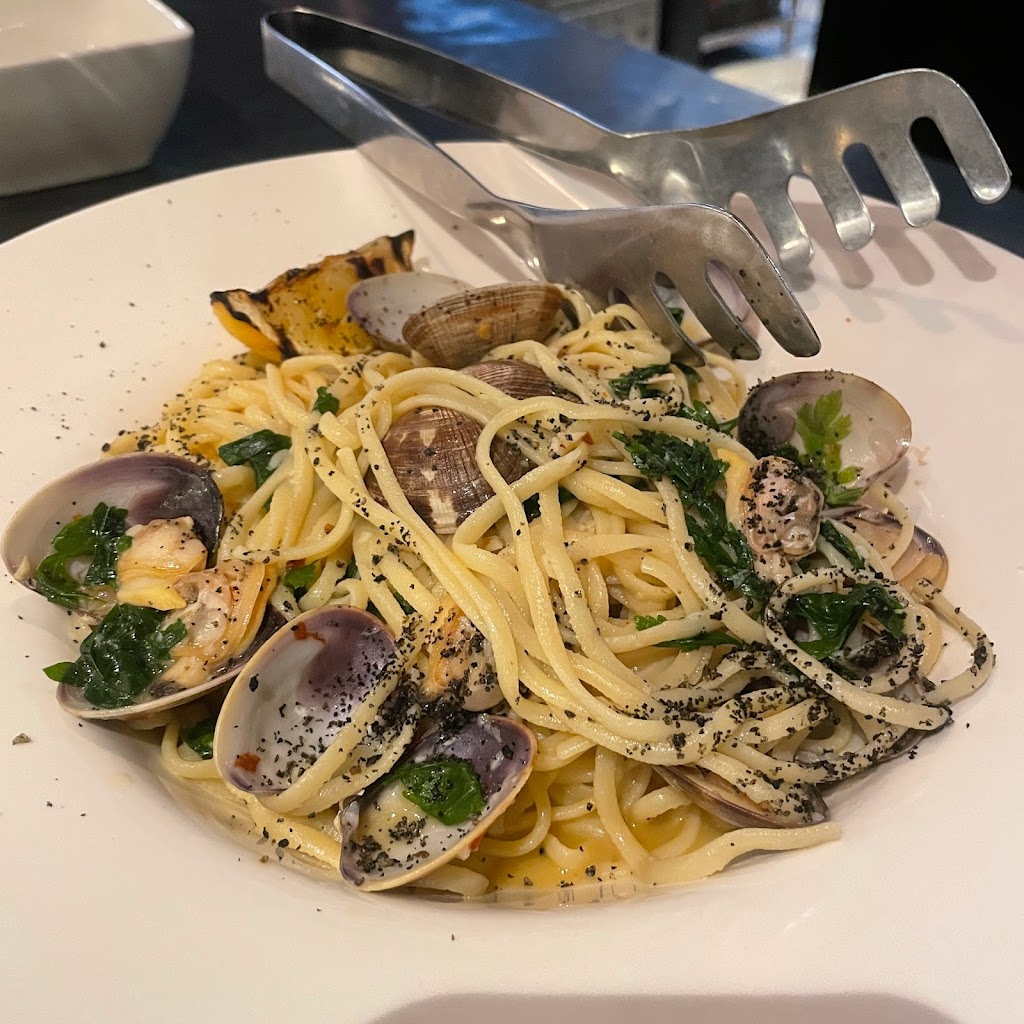 Mercato Mission - Restaurant | 2224 4 St SW, Calgary, AB T2S 0H3, Canada | Phone: (403) 263-5535