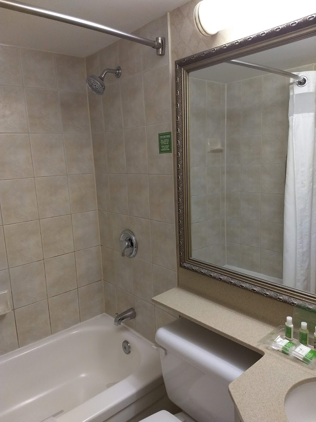 Holiday Inn Guelph Hotel & Conference Ctr | 601 Scottsdale Dr, Guelph, ON N1G 3E7, Canada | Phone: (519) 836-0231