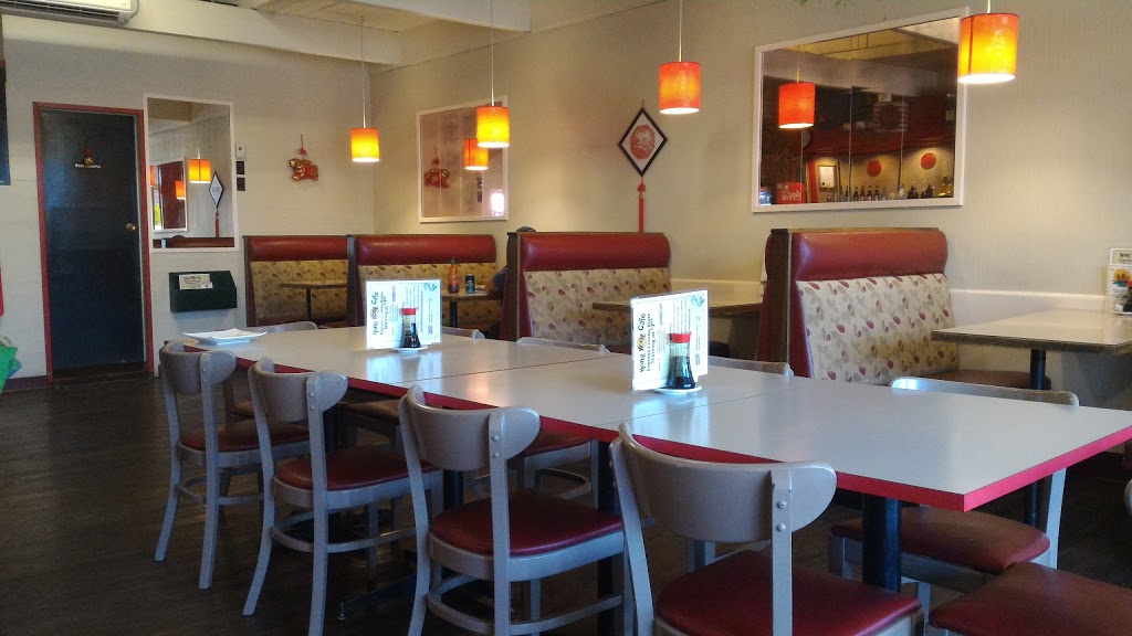 Hong Kong Cafe | 900 Sunnycrest Rd, Gibsons, BC V0N 1V9, Canada | Phone: (604) 886-3421