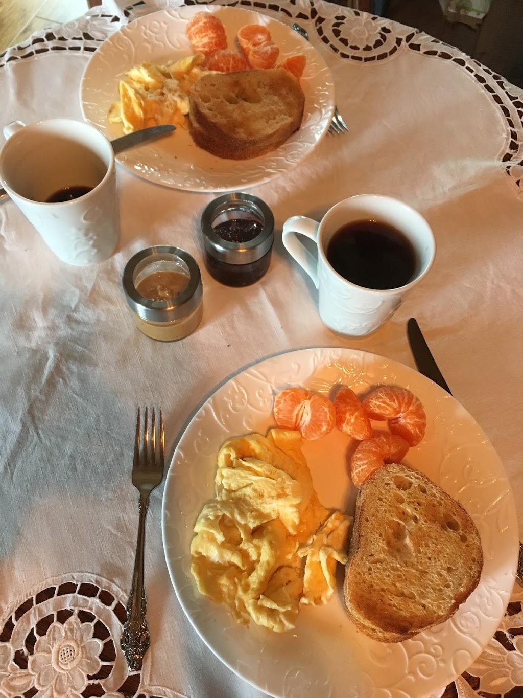 Morningside Garden Suite | 171 Victoria St, Salt Spring Island, BC V8K 1P3, Canada | Phone: (250) 537-1741