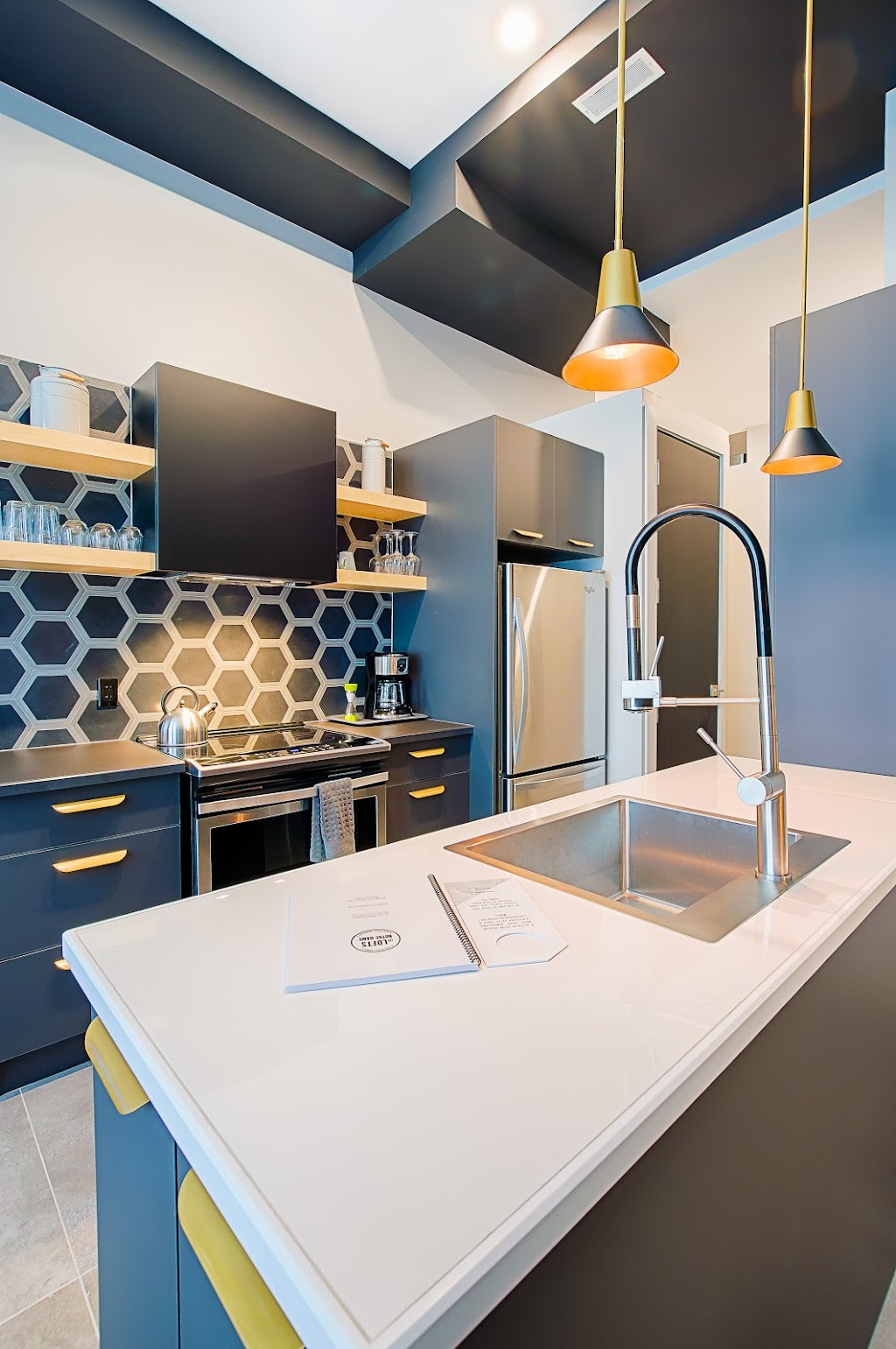 Les Lofts Notre-Dame - By Les Lofts Vieux-Québec | 15 Rue des Pains Bénits App B, Québec, QC G1K 3Z3, Canada | Phone: (418) 431-9905