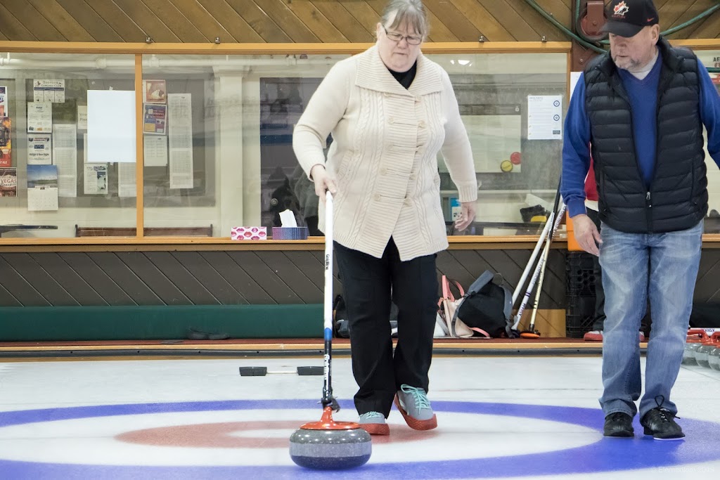 Delta Thistle Curling Club | 11415 84 Ave, Delta, BC V4C 2L9, Canada | Phone: (604) 594-2323