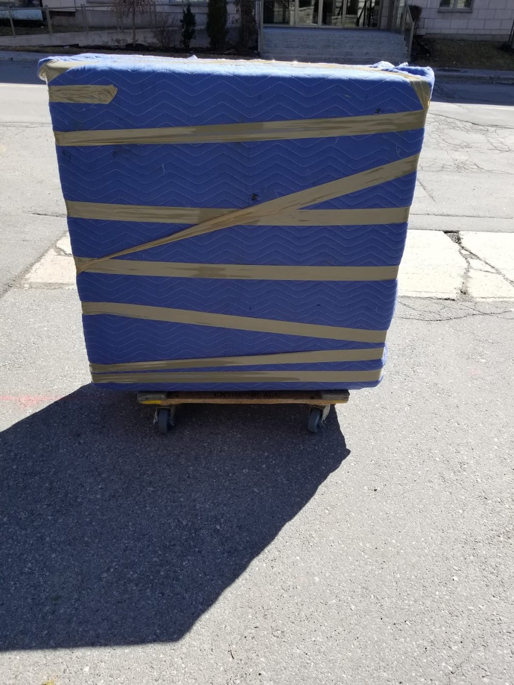 Demenagement Professionnel Sarc | 8821 Rue St-Hubert, Montréal, QC H2M 2K8, Canada | Phone: (514) 570-5622