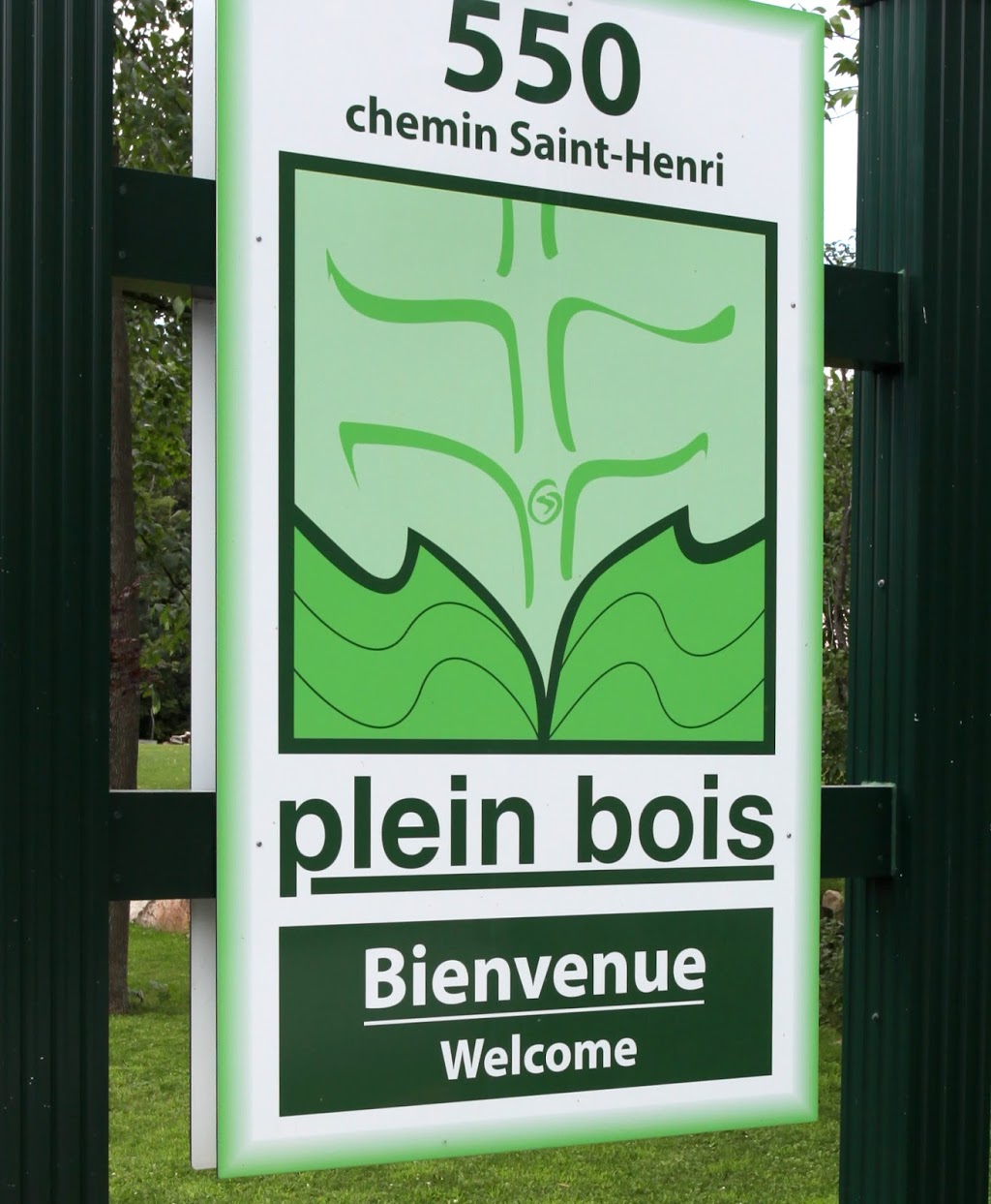 Plein Bois Camping | 550 Chemin Saint-Henri, Sainte-Marthe, QC J0P 1W0, Canada | Phone: (450) 459-4646