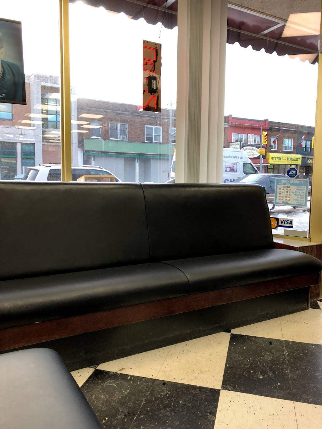 Corallo Mens Salon | 3195 Yonge St, Toronto, ON M4N 2K9, Canada | Phone: (416) 483-7061