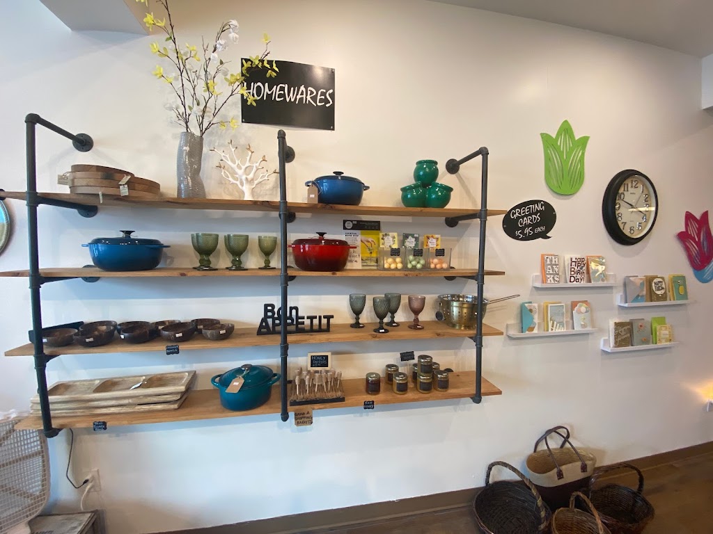 Ds Modern Caribbean Cuisine | 27 Front St N, Campbellford, ON K0L 1L0, Canada | Phone: (705) 400-7271