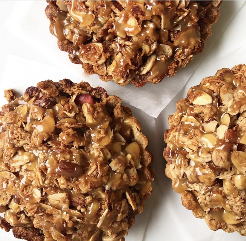 The Butternut Baking Co. | 2743 Dundas St W, Toronto, ON M6P 1Y1, Canada | Phone: (416) 767-2992