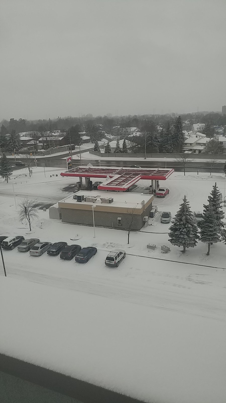 Petro-Canada | 690 Hunt Club Rd, Ottawa, ON K1V 1C3, Canada | Phone: (613) 737-3155