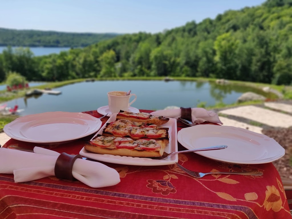 Gîte Le Heartley | 4360 Chemin Magog, North Hatley, QC J0B, Canada