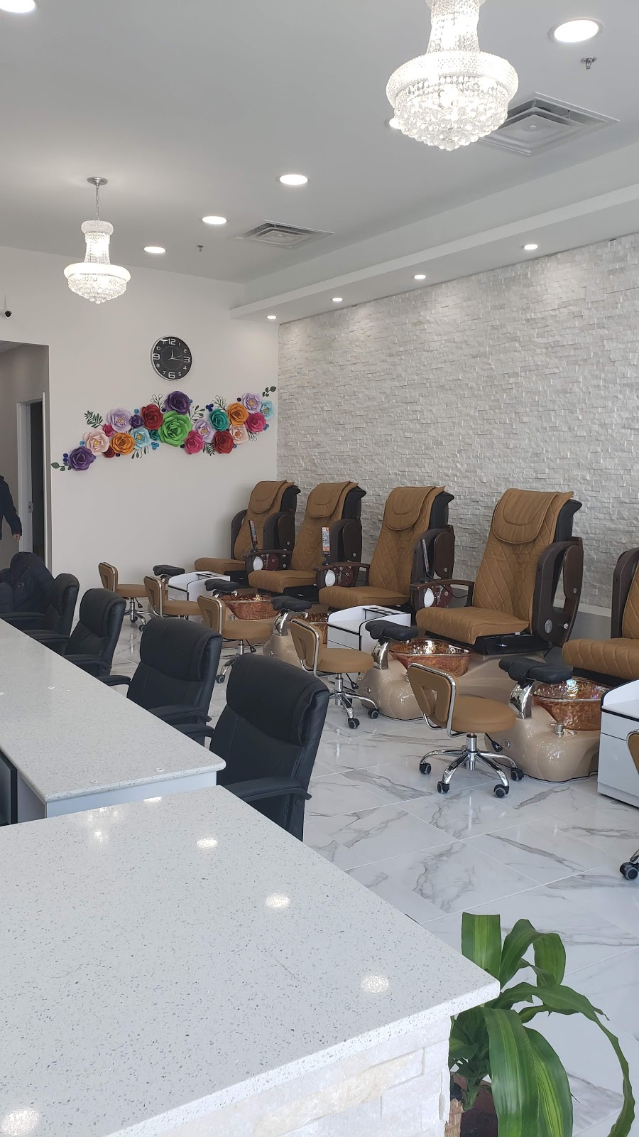 Pedi N Nails | 875 St David St N Unit 301, Fergus, ON N1M 2W3, Canada | Phone: (519) 787-8788