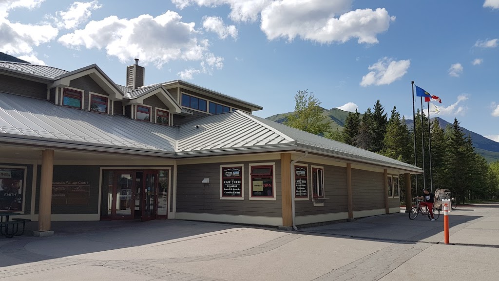 Moose Family Kitchen | 1 Mt Sparrowhawk Crescent, Kananaskis, AB T0L 2H0, Canada | Phone: (403) 591-7979