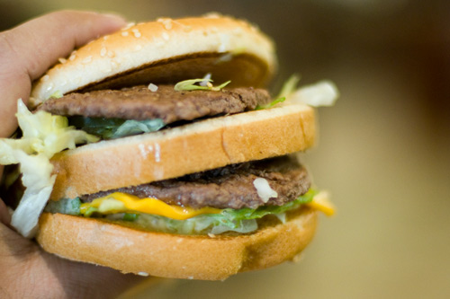 McDonalds | 686 Appleby Line, Burlington, ON L7L 5P9, Canada | Phone: (905) 632-3876