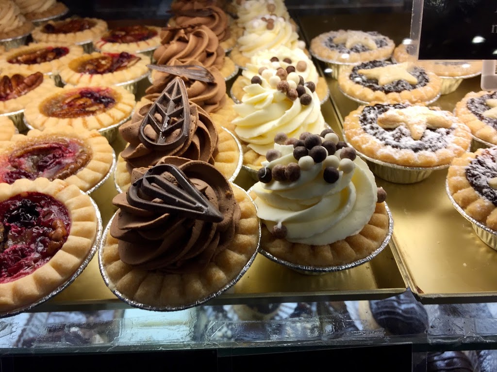 Fratelli Bakery | 459 E Columbia St, New Westminster, BC V3L 3X5, Canada | Phone: (604) 777-2524