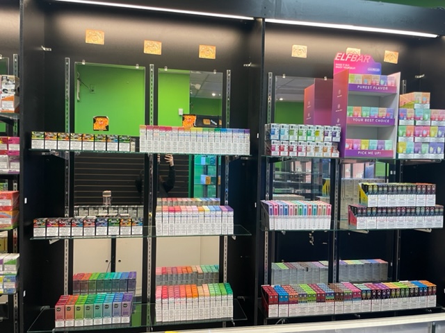 Orleans Vape | 6477 Jeanne DArc Blvd N, Orléans, ON K1C 2R1, Canada | Phone: (613) 590-2112