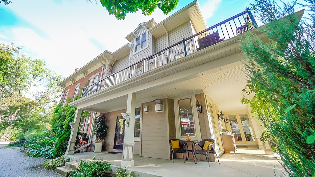 Norfolk Guest House Bed & Breakfast Accommodations | Guelph, Ontario | 102 Eramosa Rd, Guelph, ON N1E 2L8, Canada | Phone: (519) 767-1095