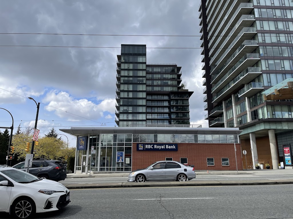 RBC Royal Bank | 8585 Granville St, Vancouver, BC V6P 4Z9, Canada | Phone: (604) 665-0500