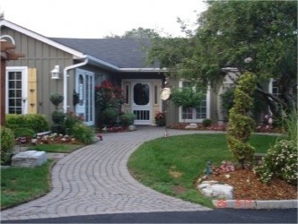 All Seasons Gardening & Maintenance Ltd | 984 Farewell St #4, Oshawa, ON L1H 6N6, Canada | Phone: (905) 576-4972