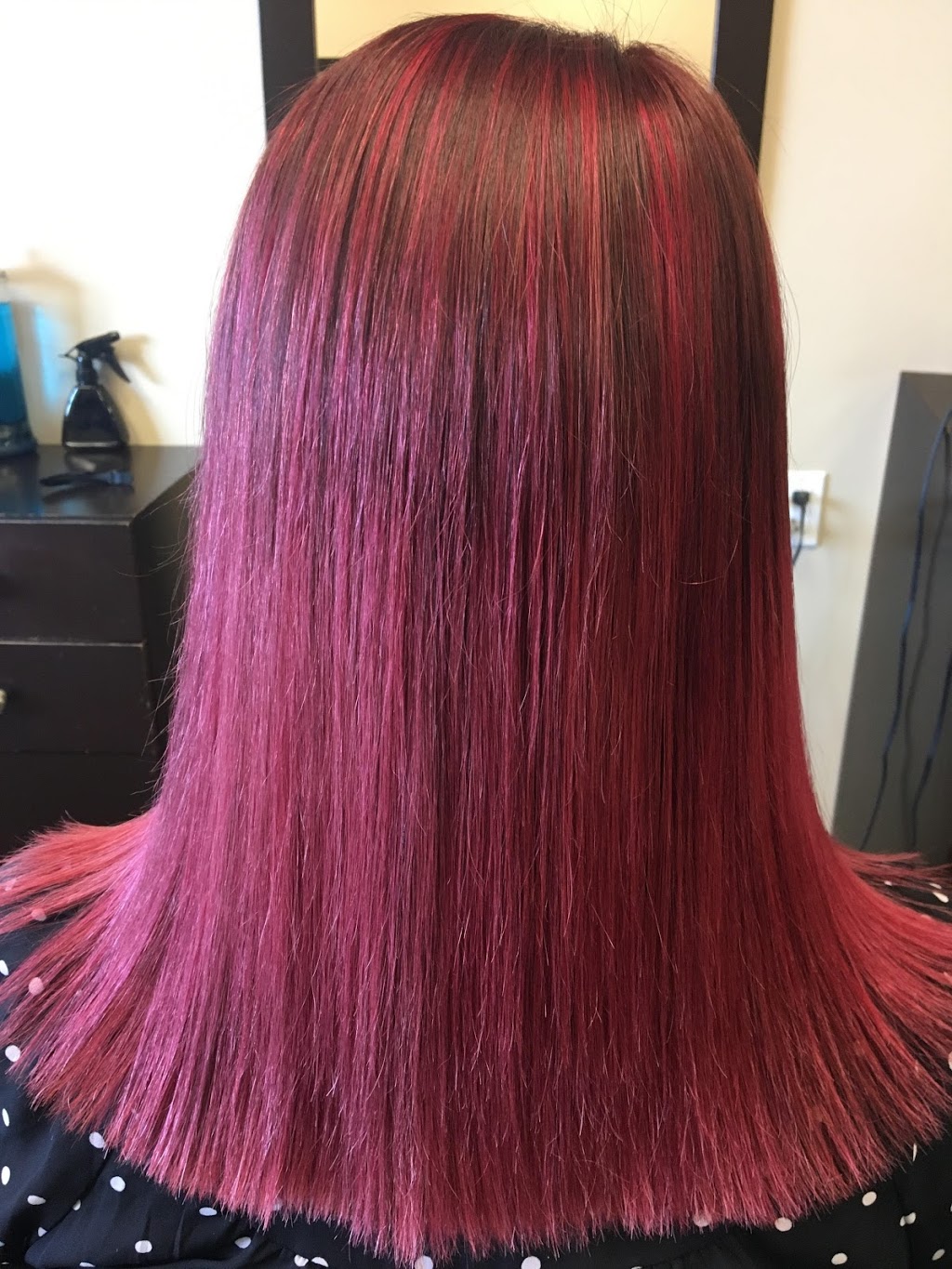 Salon Life | 9330 Bathurst St, Maple, ON L6A 4N9, Canada | Phone: (905) 832-9299