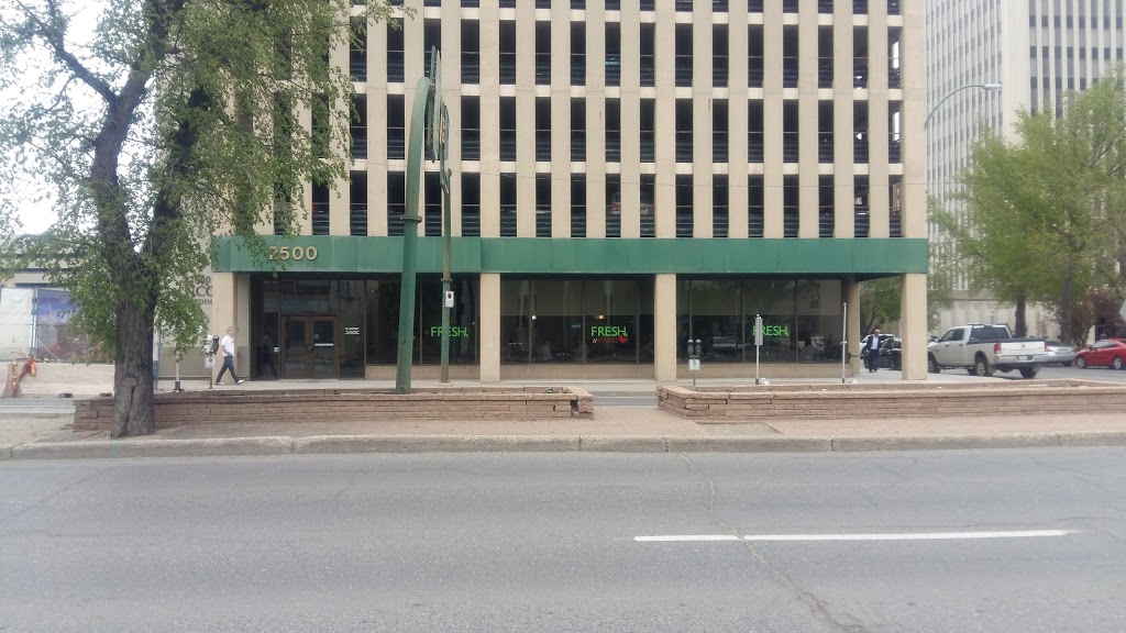 Fresh & Sweet | 2500 Victoria Ave, Regina, SK S4P 2T5, Canada | Phone: (306) 751-2233