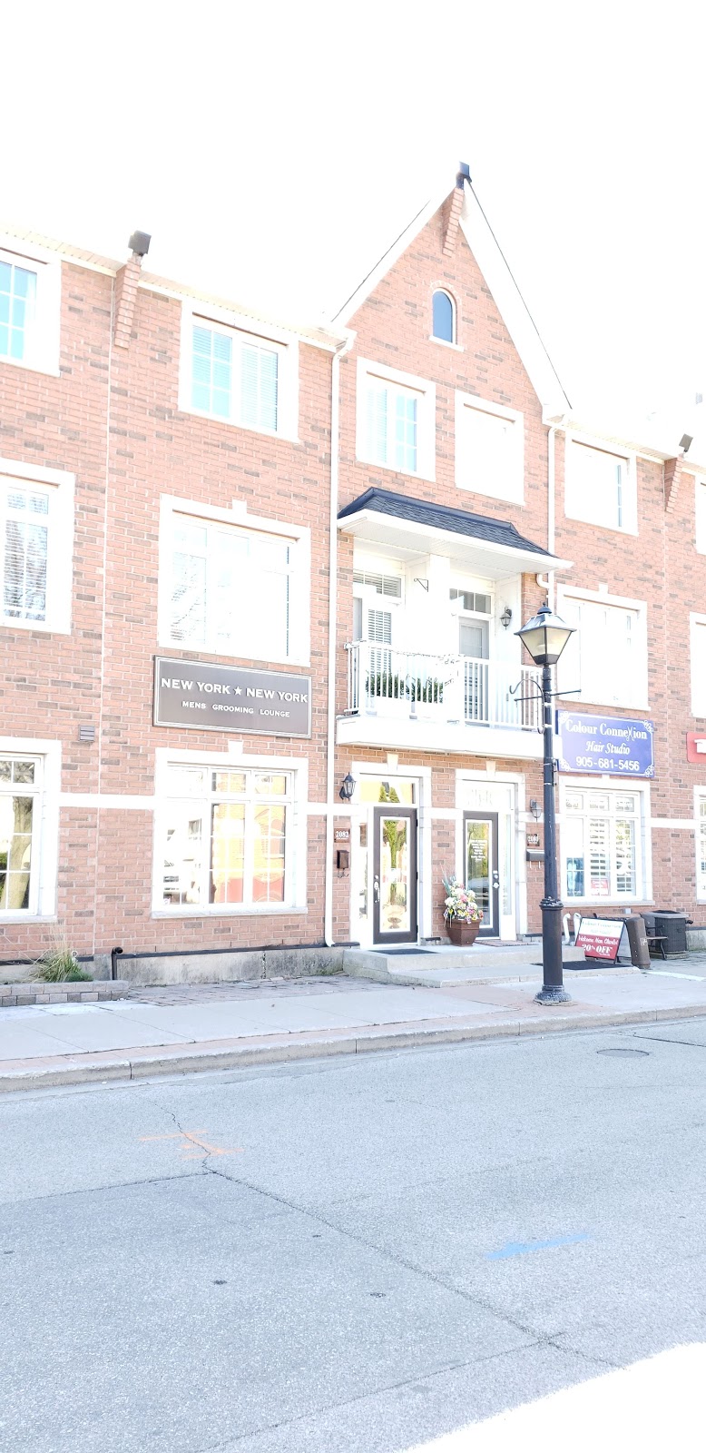 New York New York Mens Grooming Lounge | 2082 Pine St, Burlington, ON L7R 1G2, Canada | Phone: (289) 337-6085