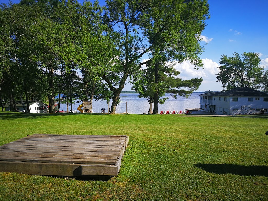 Scotsman Point Resort | 467 Six Foot Bay Rd, Buckhorn, ON K0L 1J0, Canada | Phone: (705) 657-8630