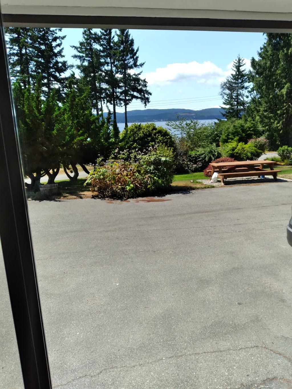 Seaside Villa Motel & RV Park | 7274 BC-101, Powell River, BC V8A 0R1, Canada | Phone: (604) 485-2911